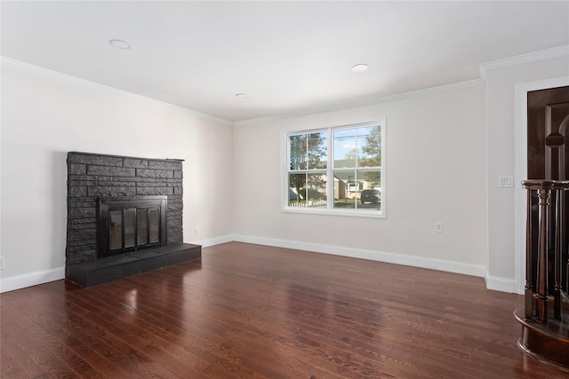 78 Jesse St, Freeport, NY 11520 - unfurnished living room featuring wood finished floors, a fireplace, baseboards, crown molding, and recessed lighting