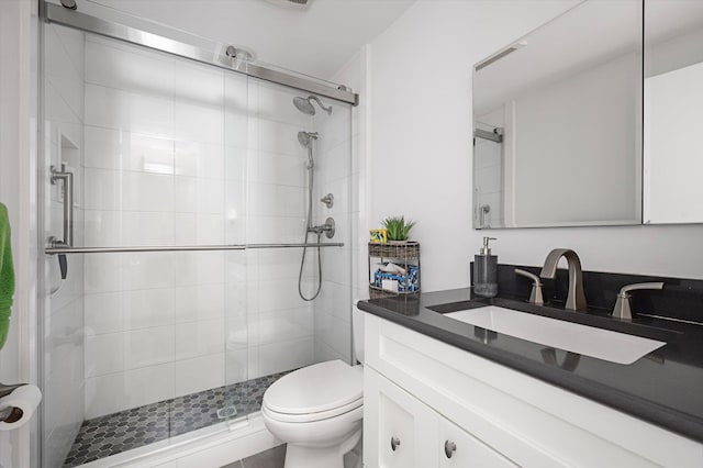 6 Plumtree Ln, South Huntington, NY 11746 - full bath with a tile shower, vanity, and toilet
