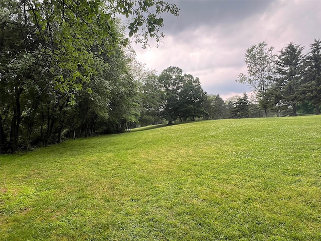 74 E Ridge Rd, Warwick, NY 10990 - view of grassy yard