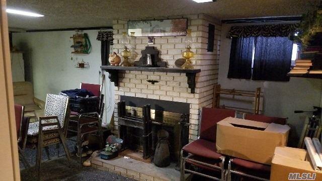 492 Pershing Blvd, Rockville Centre, NY 11570 - photo 5