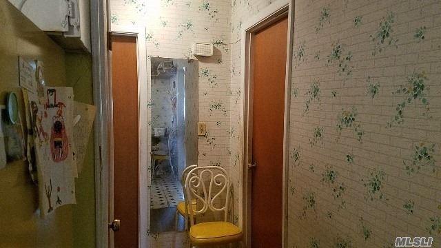 492 Pershing Blvd, Rockville Centre, NY 11570 - photo 6