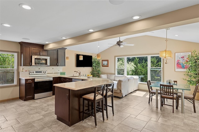 9 Hillside Ave, Woodbury, NY 11797 - photo 5