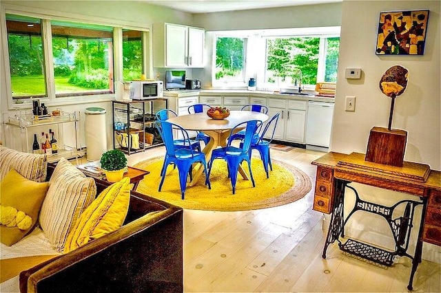 5 Arrowhead Ln, Narrowsburg, NY 12764 - dining area with light wood-style flooring