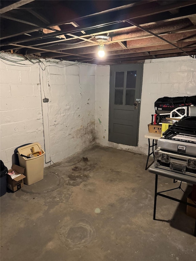 92 Lincoln Blvd, Hauppauge, NY 11788 - view of unfinished basement