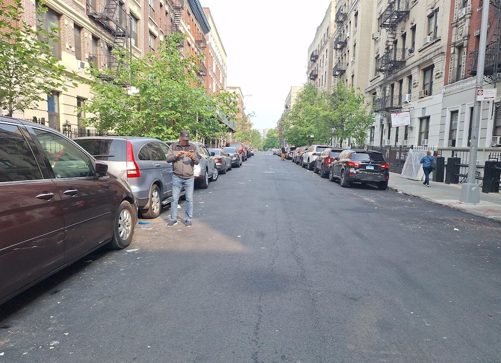 536 W 163rd St Unit 3D, New York Manhattan, NY 10032 - view of street
