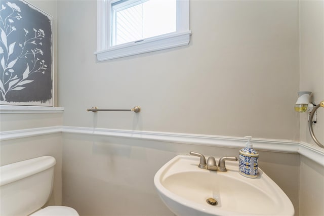45 4th St, Valley Stream, NY 11581 - half bath with a sink and toilet