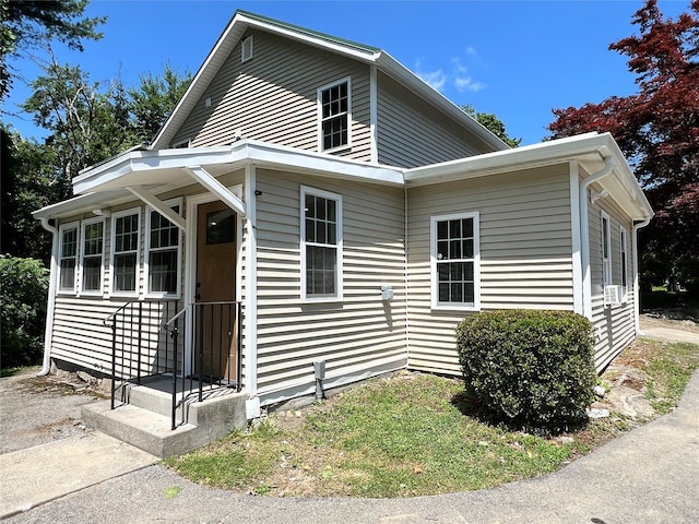104 S Quaker Ln, Hyde Park, NY 12538 - view of property exterior