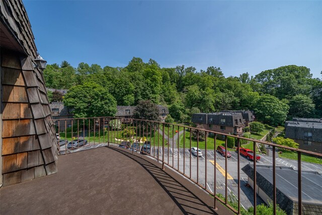 7-05 Briarcliff Dr S, Ossining, NY 10562 - view of patio / terrace with a balcony