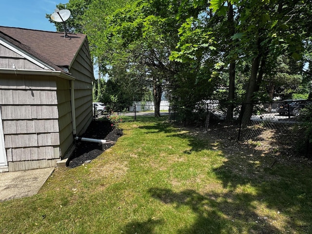 2 Paulding St, Huntington, NY 11743 - view of yard