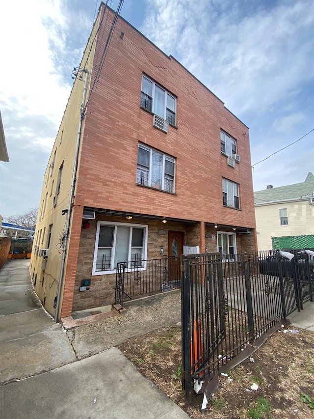 1457 Rosedale Ave, Bronx, NY 10460 - view of front of house with a fenced front yard