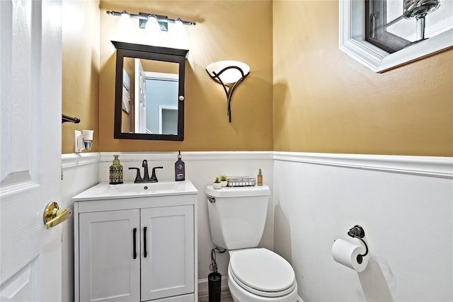 3856 Marcy St, Mohegan Lake, NY 10547 - bathroom featuring vanity and a skylight