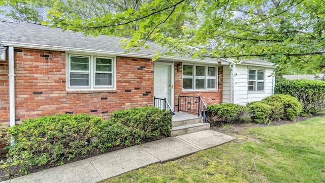 4 Holiday Ct, Hampton Bays, NY 11946 - photo 2