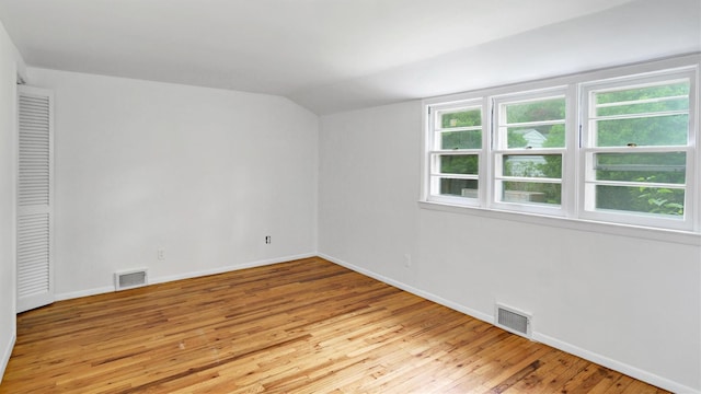 4 Holiday Ct, Hampton Bays, NY 11946 - photo 6