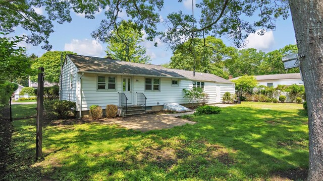 4 Holiday Ct, Hampton Bays, NY 11946 - photo 16