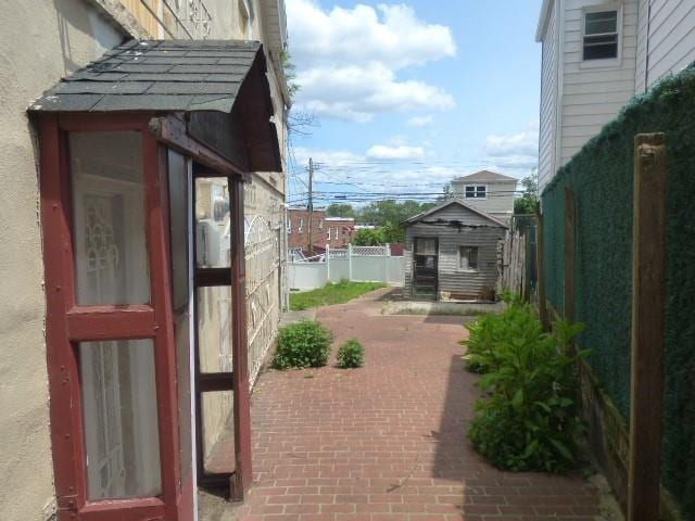 11-10 124th St, College Point, NY 11356 - view of patio
