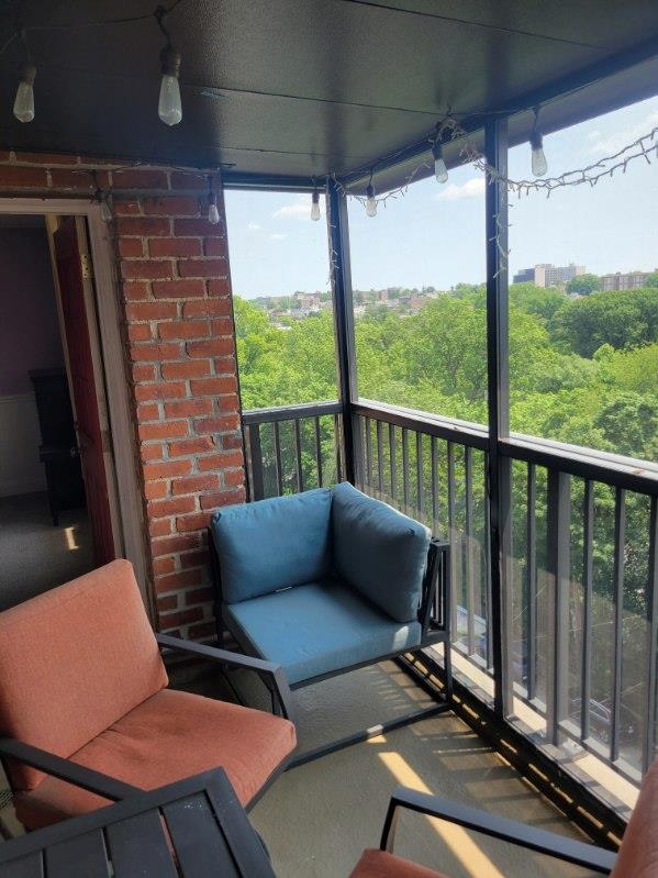 61 Bronx River Rd Unit 8E, Yonkers, NY 10704 - view of balcony