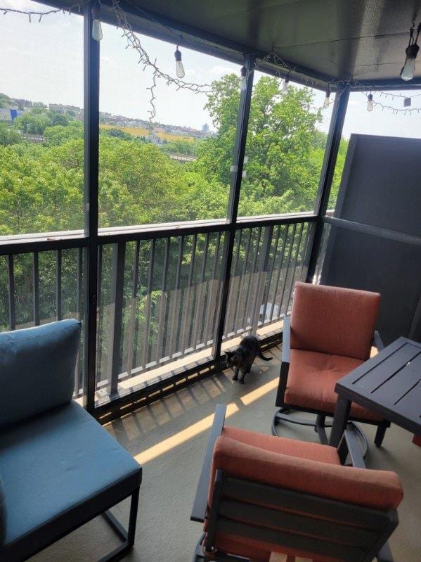 61 Bronx River Rd Unit 8E, Yonkers, NY 10704 - view of wooden deck