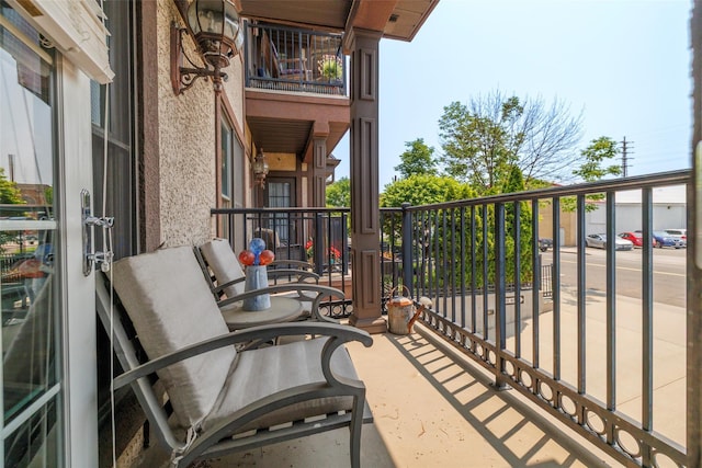 77 Maple Ave Unit 101, Rockville Centre, NY 11570 - view of balcony