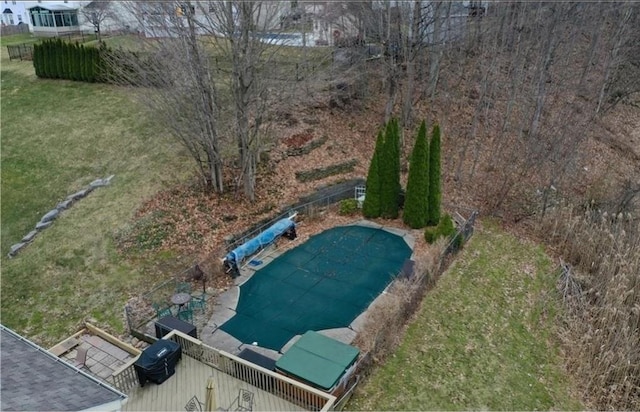 18 Chaucer Cir, Baldwinsville, NY 13027 - aerial view of a pool area