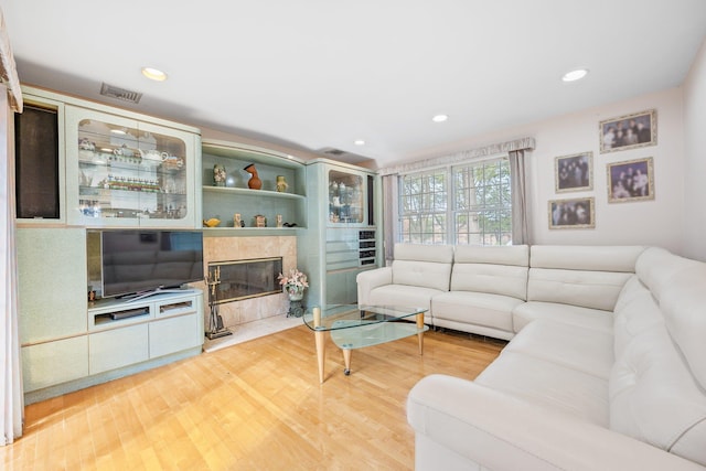 8649 Dunton St, Holliswood, NY 11423 - photo 11