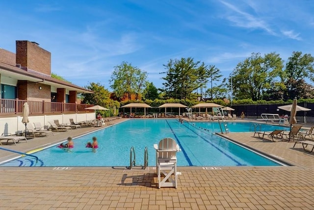 14 Acorn Ponds Dr Unit 14, Roslyn, NY 11576 - community pool with a patio