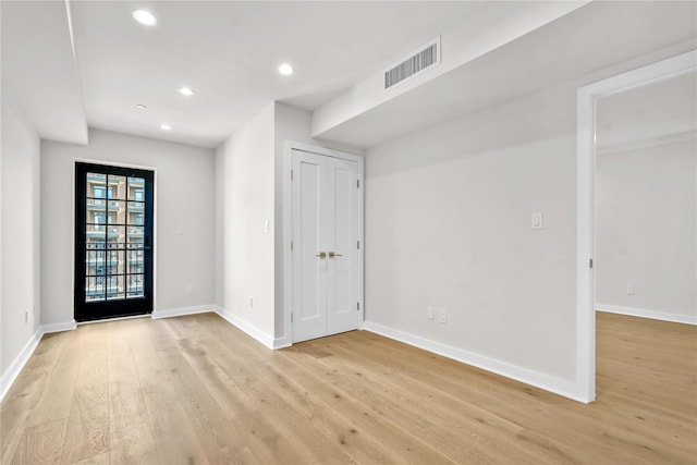 25-25 31st Ave Unit 6B, Astoria, NY 11106 - entrance foyer with light wood-style floors, recessed lighting, and baseboards