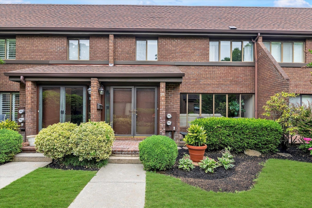 21 Fox Rdg, Roslyn, NY 11576 - photo 1