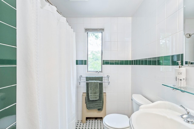 7 Dawn Dr, East Northport, NY 11731 - bathroom with tile walls, toilet, a sink, and a shower with shower curtain