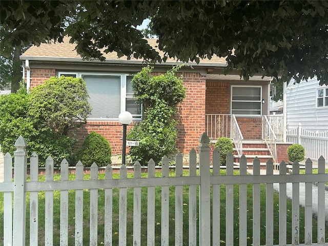 121-18 238th St, Laurelton, NY 11422 - photo 2