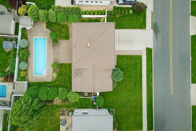 73 Fox Pl, Hicksville, NY 11801 - bird's eye view of a pool