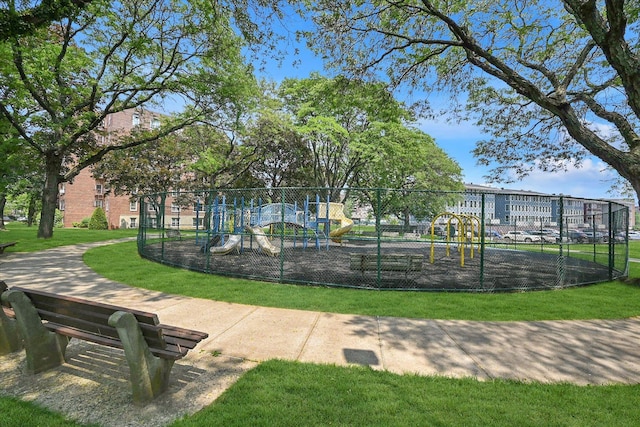 211-40 18th Ave Unit 4A, Bayside, NY 11360 - surrounding community