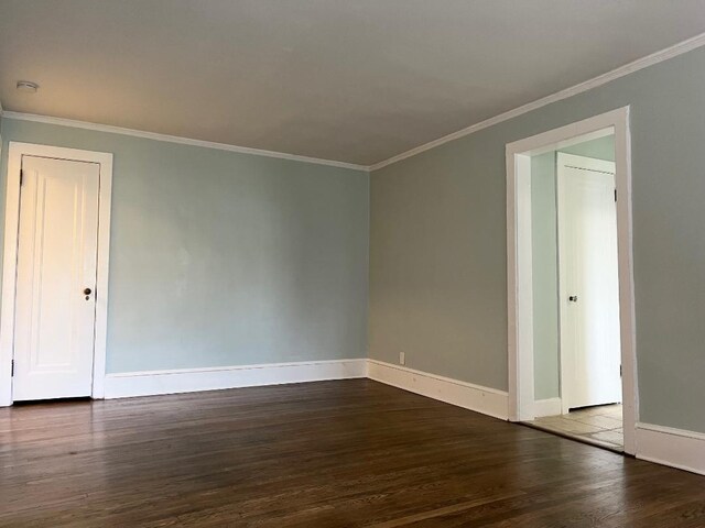 604 Tompkins Ave Unit B-2, Mamaroneck, NY 10543 - unfurnished room with wood finished floors, ornamental molding, and a smoke detector