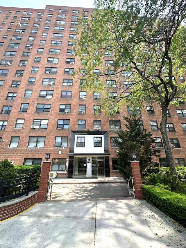 99-60 63rd Rd Unit 5W, Rego Park, NY 11374 - view of building exterior