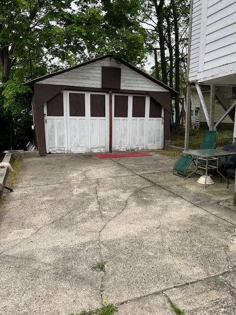 39 Harrison St, Middletown, NY 10940 - view of garage