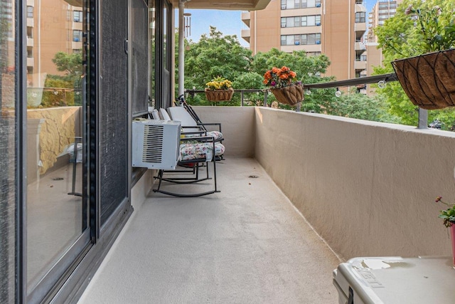 9-05 166th St Unit 4A, Beechhurst, NY 11357 - balcony with cooling unit