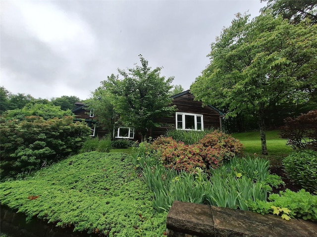 1002 Kitchawan Rd, Ossining, NY 10562 - view of yard