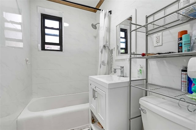 26-20 141st St Unit 4A, Flushing, NY 11354 - full bath featuring shower / bath combo with shower curtain, vanity, and toilet