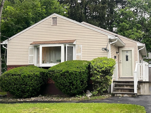 13 W Hickory St, Spring Valley, NY 10977 - view of bungalow-style home