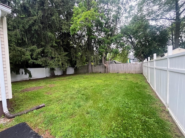 13 W Hickory St, Spring Valley, NY 10977 - view of yard