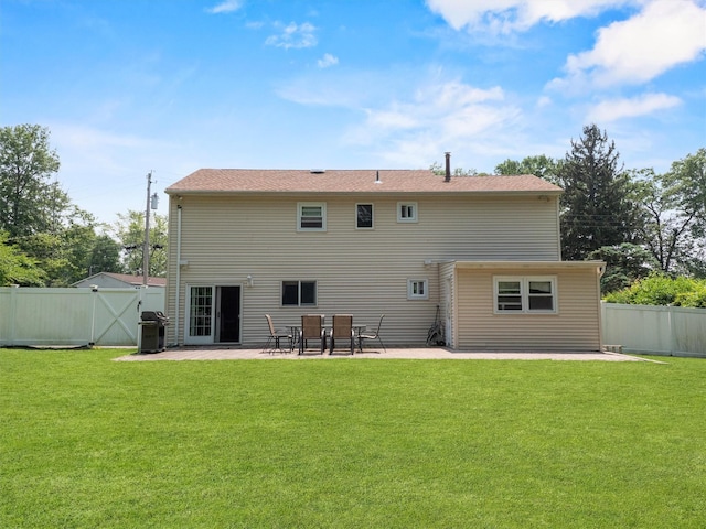 15 Tennyson Dr, Nanuet, NY 10954 - rear view of house with a patio area