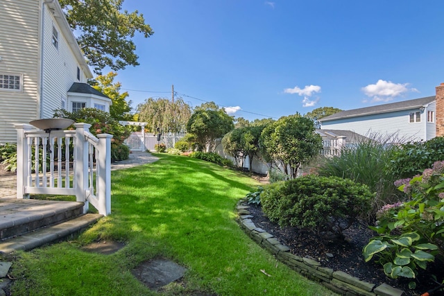 81 Brunswick Rd, Ronkonkoma, NY 11779 - view of yard
