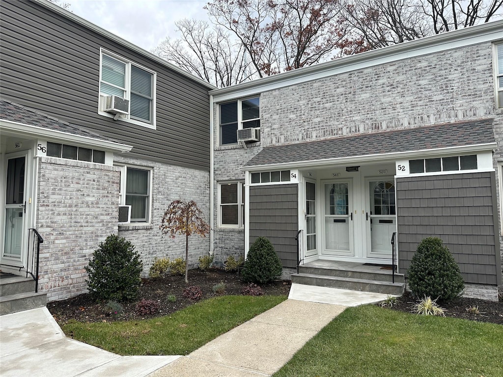54U Glen Keith Rd Unit U, Glen Cove, NY 11542 - entrance to property featuring cooling unit