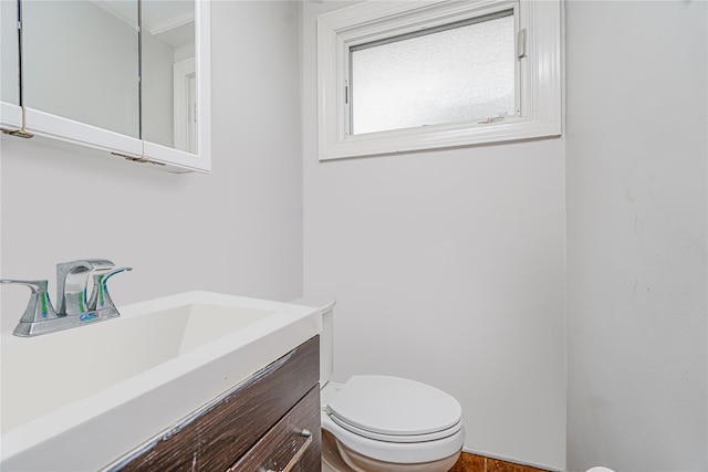 15 Oliver Pl, Staten Island, NY 10314 - bathroom featuring toilet and vanity