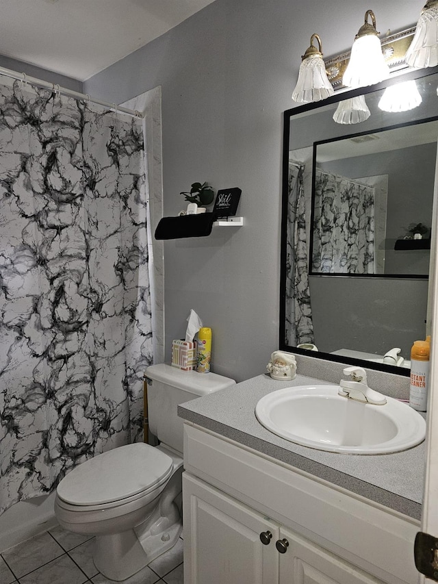 943 Macarthur St, Bohemia, NY 11716 - full bathroom featuring vanity and curtained shower