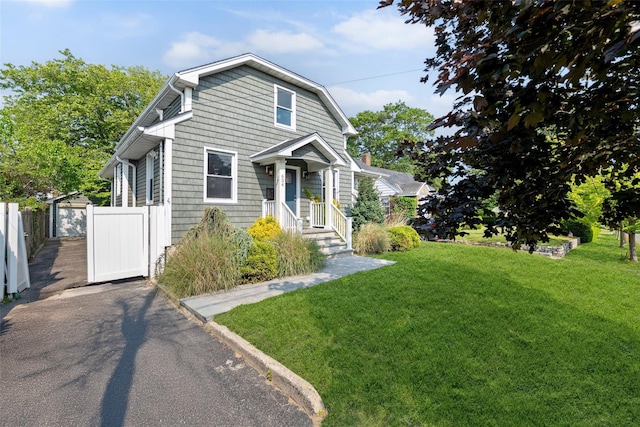 634 Adams Ave, Lindenhurst, NY 11757 - photo 4