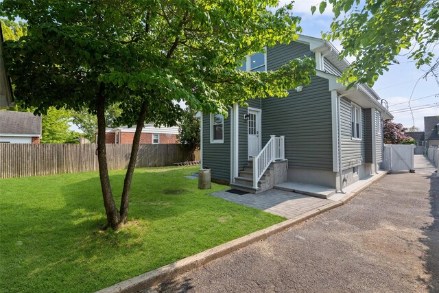 634 Adams Ave, Lindenhurst, NY 11757 - photo 31