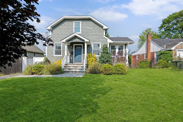 634 Adams Ave, Lindenhurst, NY 11757 - photo 1