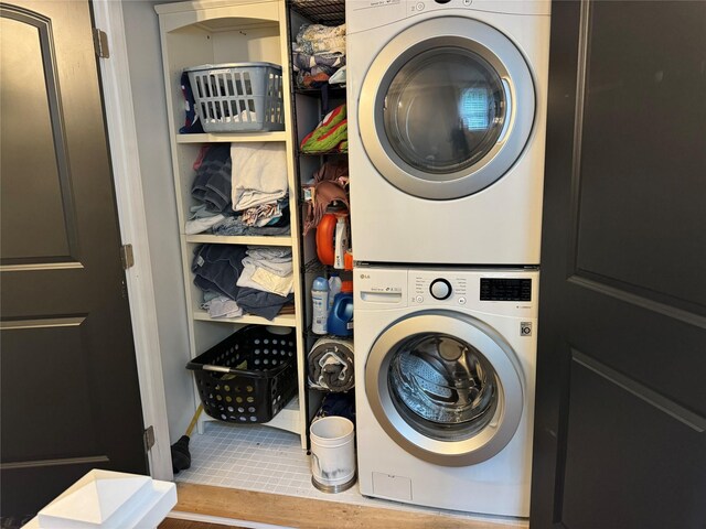 7 Yorkshire Ave, Stony Brook, NY 11790 - laundry area with stacked washer and clothes dryer
