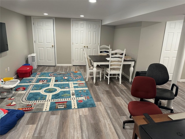 7 Yorkshire Ave, Stony Brook, NY 11790 - rec room featuring wood finished floors, recessed lighting, and baseboards