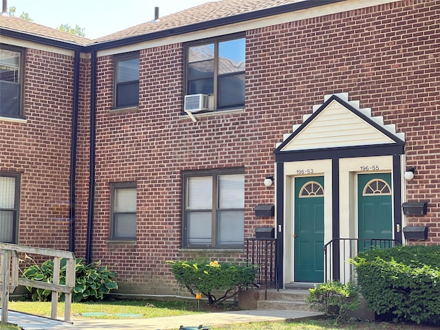 196-53 73rd Ave Fl # 1St, Fresh Meadows, NY 11365 - photo 1